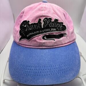 Shark valley hat